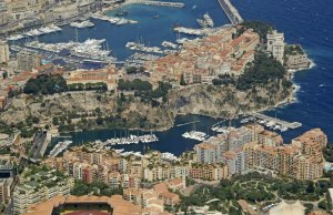 28 X 7 Meter Kajplats/Förtöjning Fontvielle Småbåtshamn Monaco Till Salu
